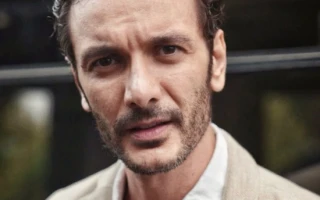 Oğuzhan Şener'in Yeni Rolü: Daha 17 Dizisinde 'Oğuz Hoca'