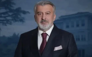 Sevdiğim Sensin Dizisinin Esat’ı Kimdir? Hüseyin Avni Danyal Kaç Yaşında ve Nereli?