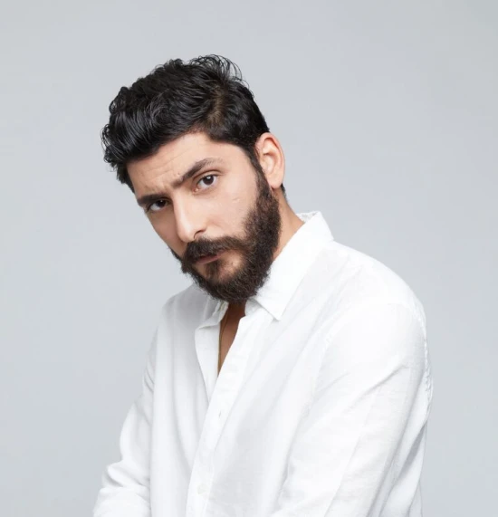 Pivot Filmi Oyuncu Kadrosu Öykü Karayel ve Beran Soysal